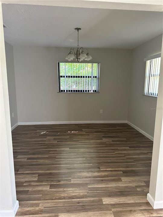 For Rent: $2,000 (3 beds, 2 baths, 1584 Square Feet)