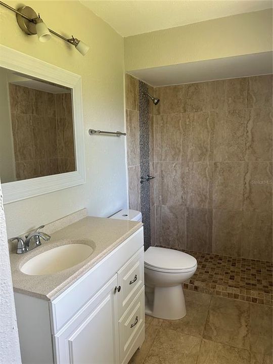 For Rent: $2,000 (3 beds, 2 baths, 1584 Square Feet)