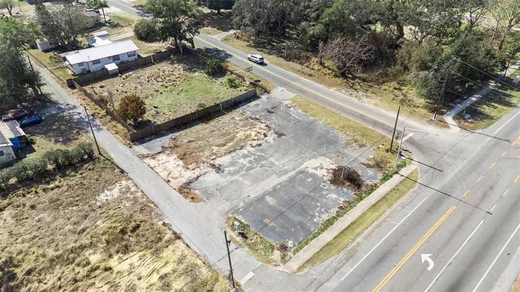 待售: $179,900 (0.29 acres)