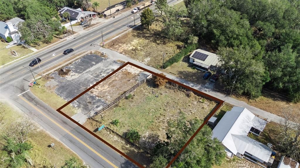 待售: $179,900 (0.29 acres)