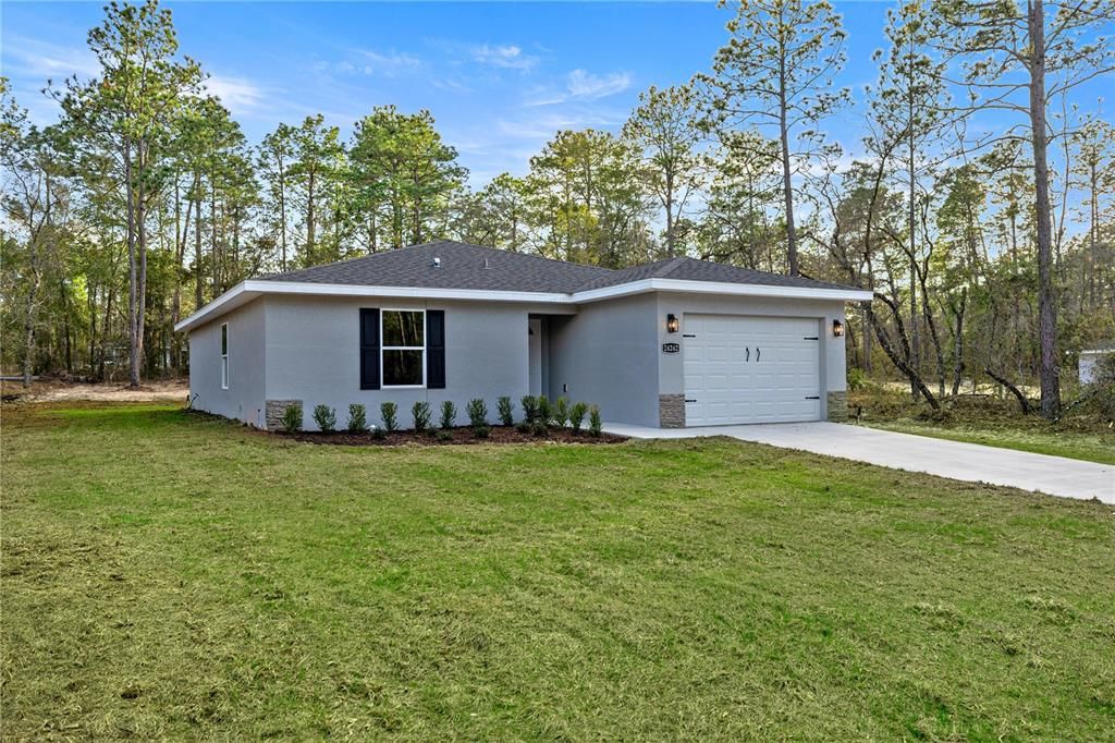 Recently Sold: $225,000 (3 beds, 2 baths, 1238 Square Feet)