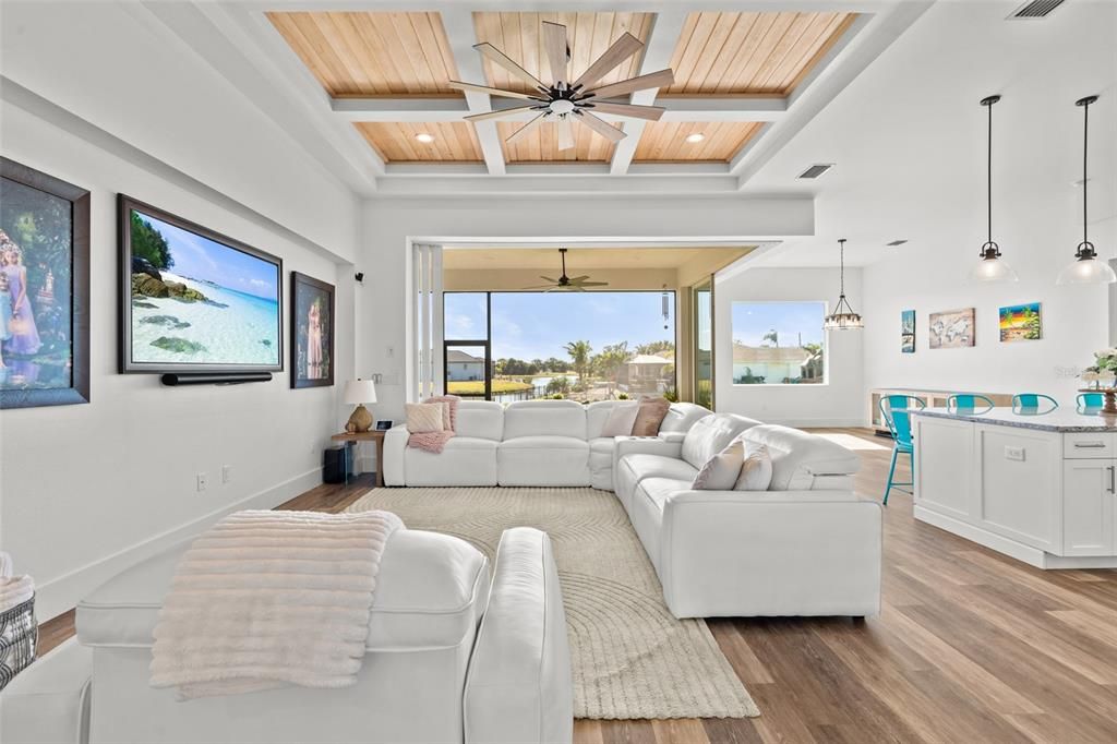 For Sale: $660,000 (3 beds, 3 baths, 2469 Square Feet)