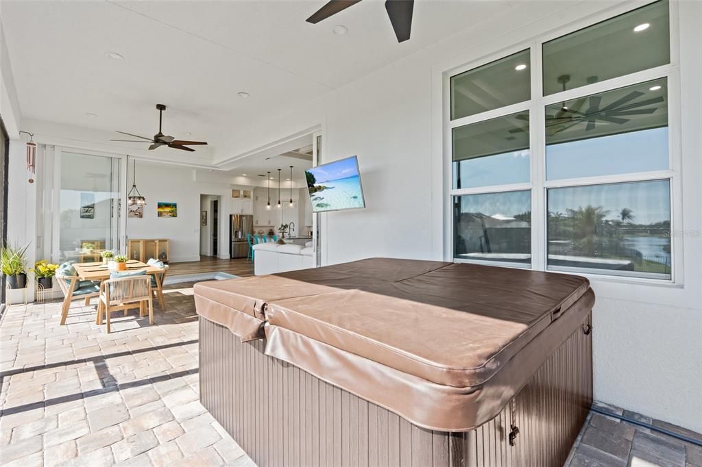 For Sale: $660,000 (3 beds, 3 baths, 2469 Square Feet)