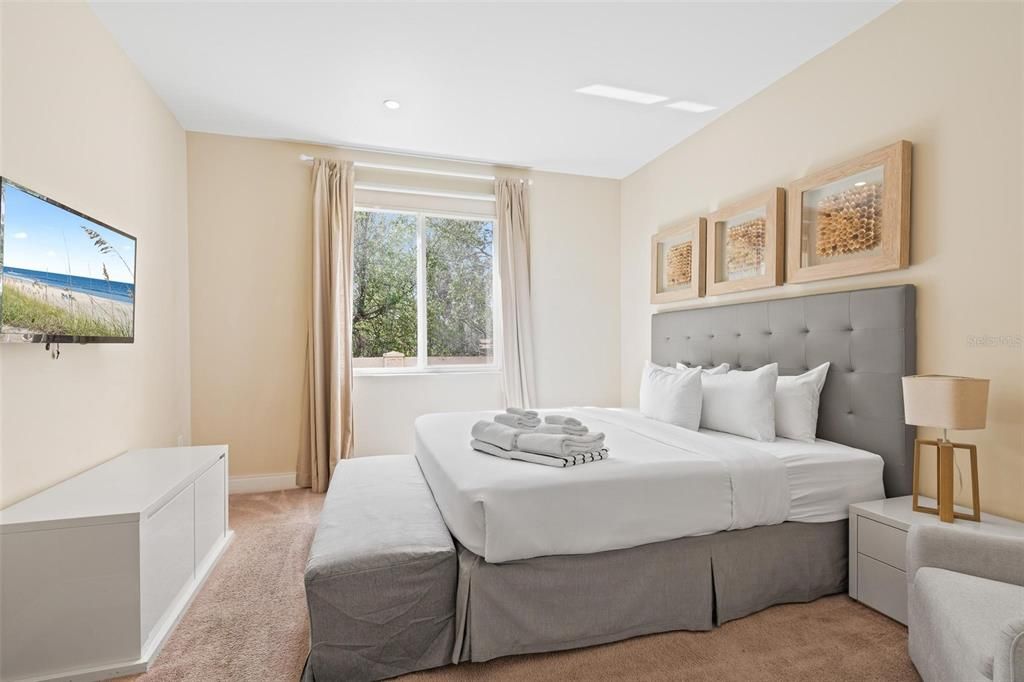 Active With Contract: $429,000 (4 beds, 4 baths, 2396 Square Feet)