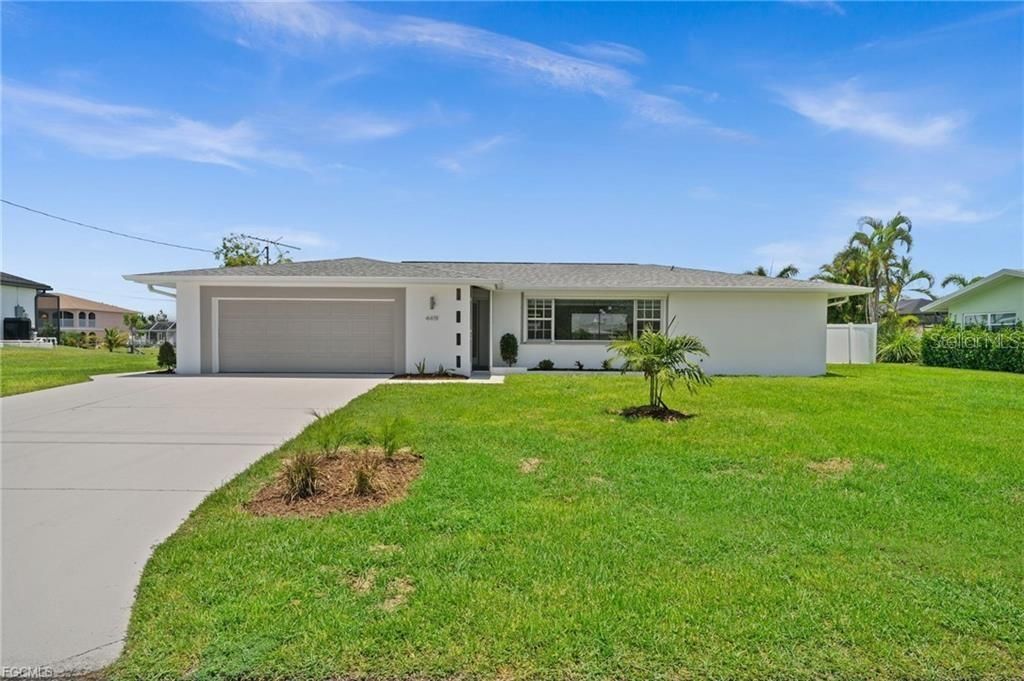 Recently Sold: $450,000 (4 beds, 2 baths, 2257 Square Feet)