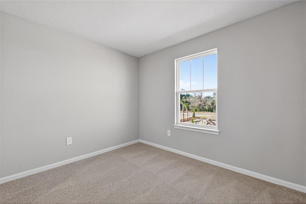 Под контрактом: $284,529 (3 спален, 2 ванн, 1691 Квадратных фут)