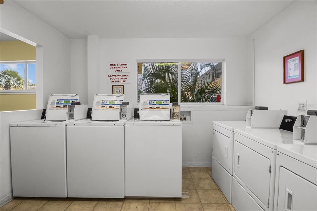 待售: $169,500 (2 贝兹, 2 浴室, 1116 平方英尺)