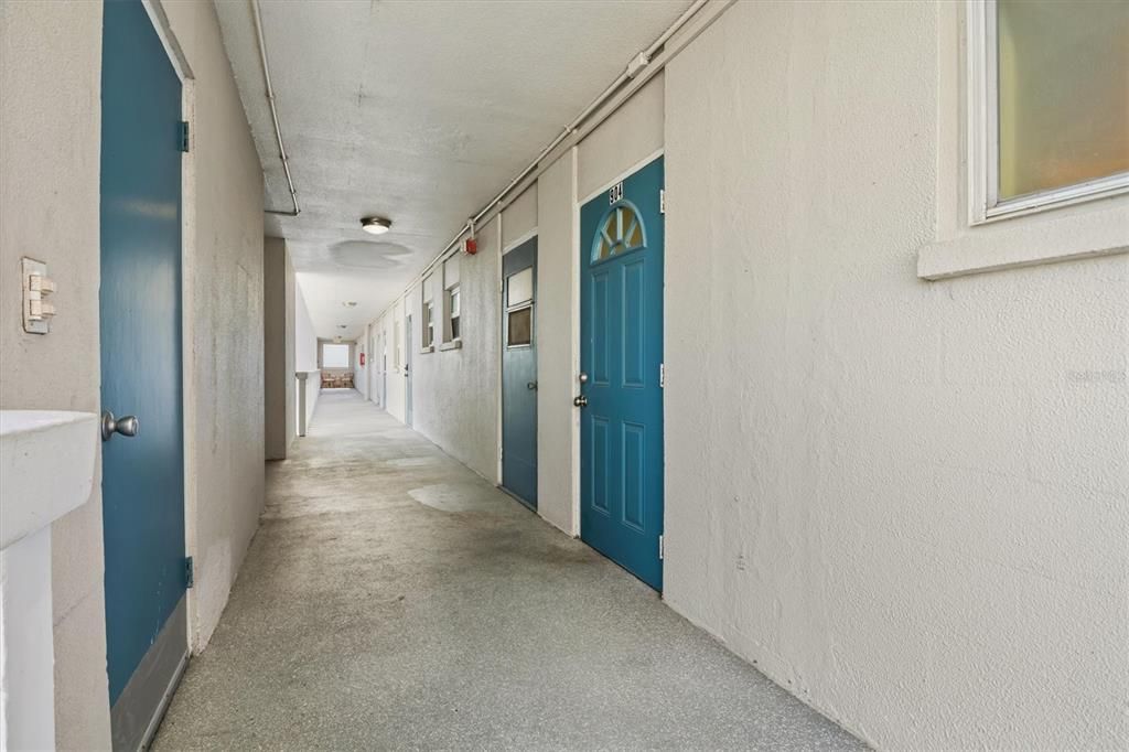 待售: $169,500 (2 贝兹, 2 浴室, 1116 平方英尺)