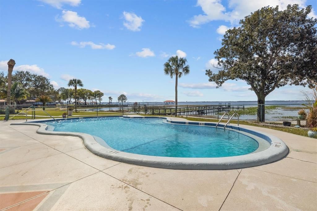 待售: $169,500 (2 贝兹, 2 浴室, 1116 平方英尺)