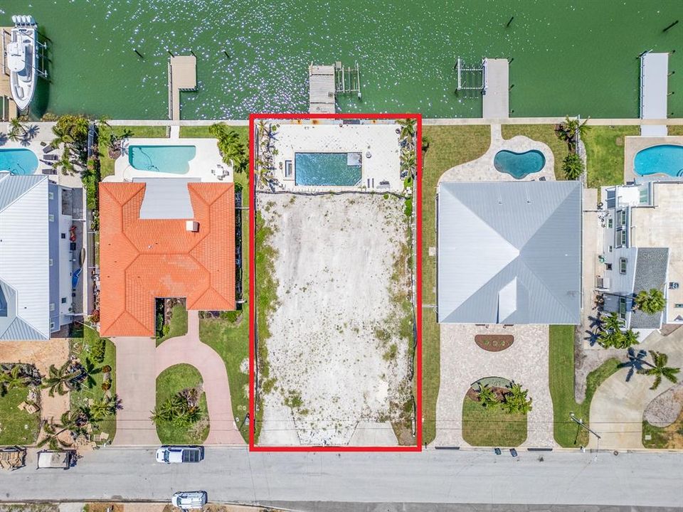 For Sale: $1,450,000 (0.24 acres)