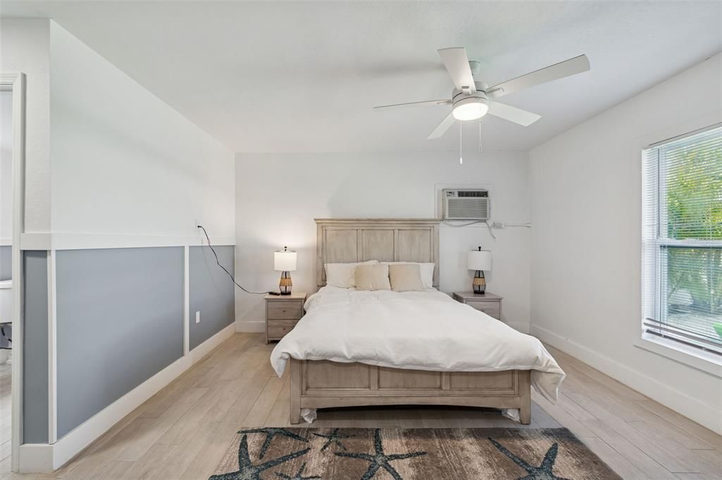 For Sale: $1,999,995 (7 beds, 3 baths, 3281 Square Feet)