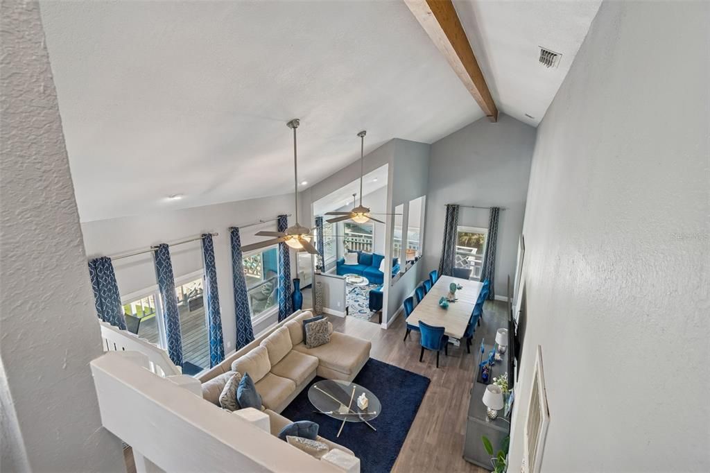 For Sale: $1,999,995 (7 beds, 3 baths, 3281 Square Feet)