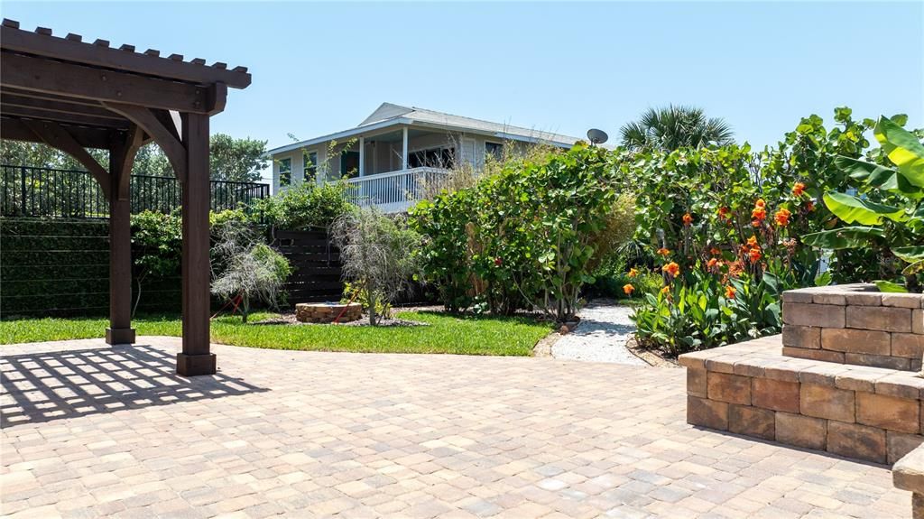 En Venta: $2,245,000 (3 camas, 3 baños, 2766 Pies cuadrados)