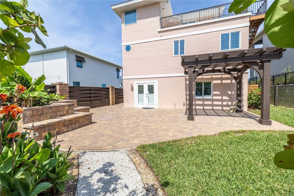 En Venta: $2,245,000 (3 camas, 3 baños, 2766 Pies cuadrados)