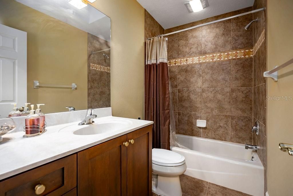 For Sale: $2,500,000 (4 beds, 4 baths, 5056 Square Feet)