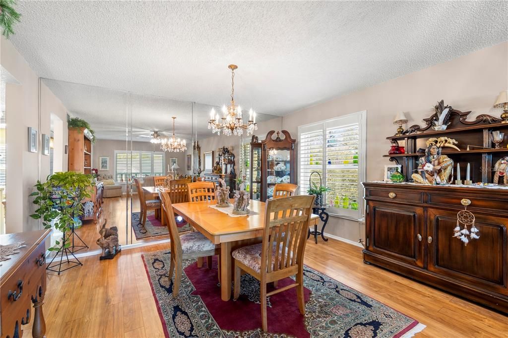 Active With Contract: $289,900 (3 beds, 3 baths, 2200 Square Feet)