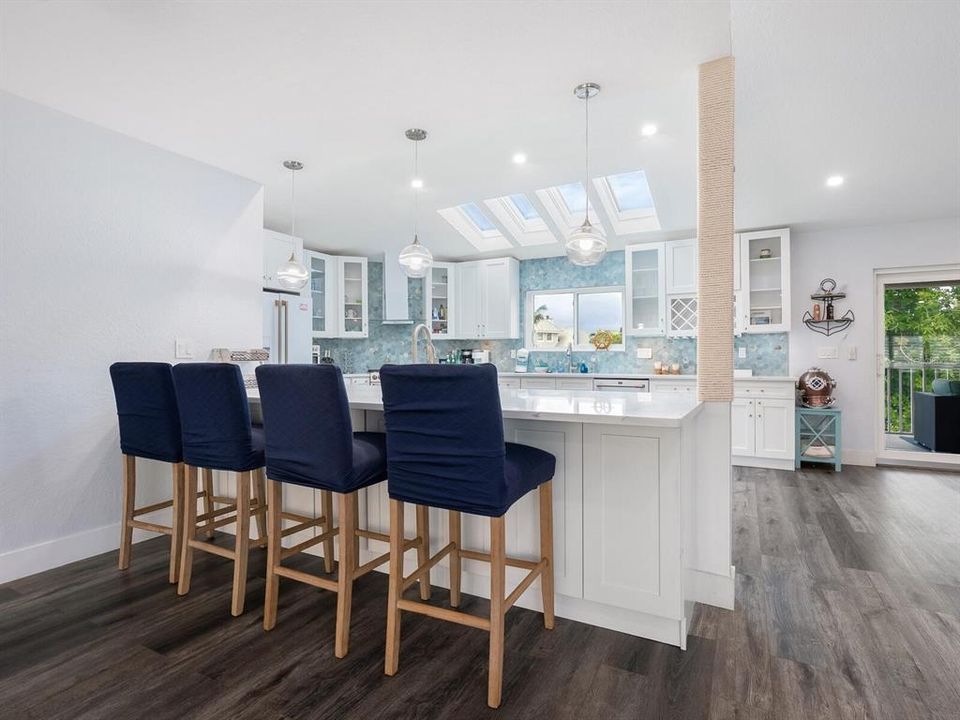 For Sale: $2,995,000 (5 beds, 3 baths, 3042 Square Feet)