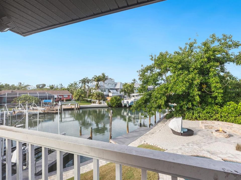 For Sale: $2,995,000 (5 beds, 3 baths, 3042 Square Feet)