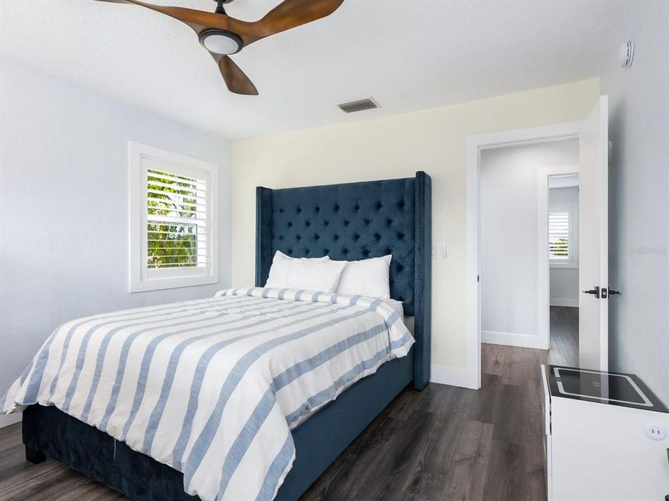 For Sale: $2,995,000 (5 beds, 3 baths, 3042 Square Feet)