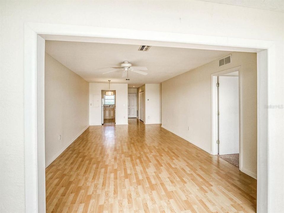 For Rent: $1,700 (2 beds, 2 baths, 1050 Square Feet)