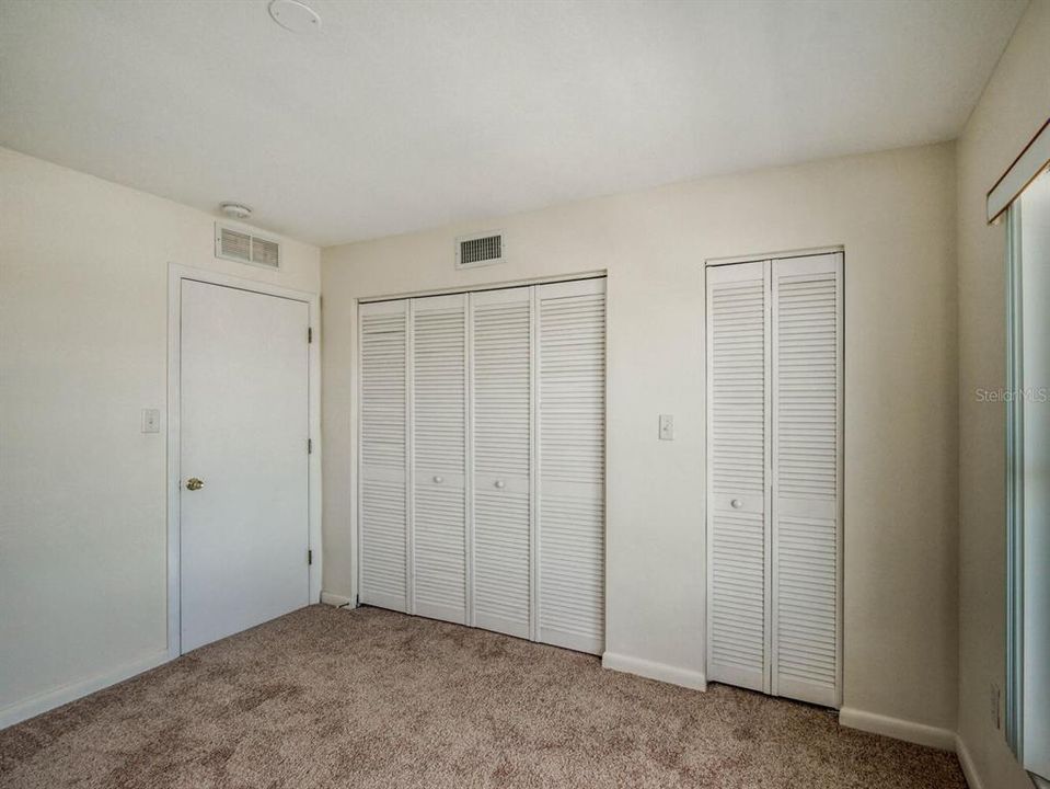 For Rent: $1,700 (2 beds, 2 baths, 1050 Square Feet)