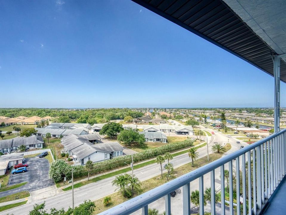 For Rent: $1,700 (2 beds, 2 baths, 1050 Square Feet)
