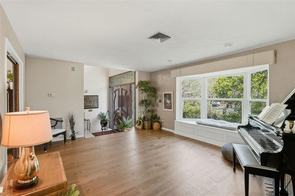 For Sale: $1,299,000 (4 beds, 3 baths, 3608 Square Feet)