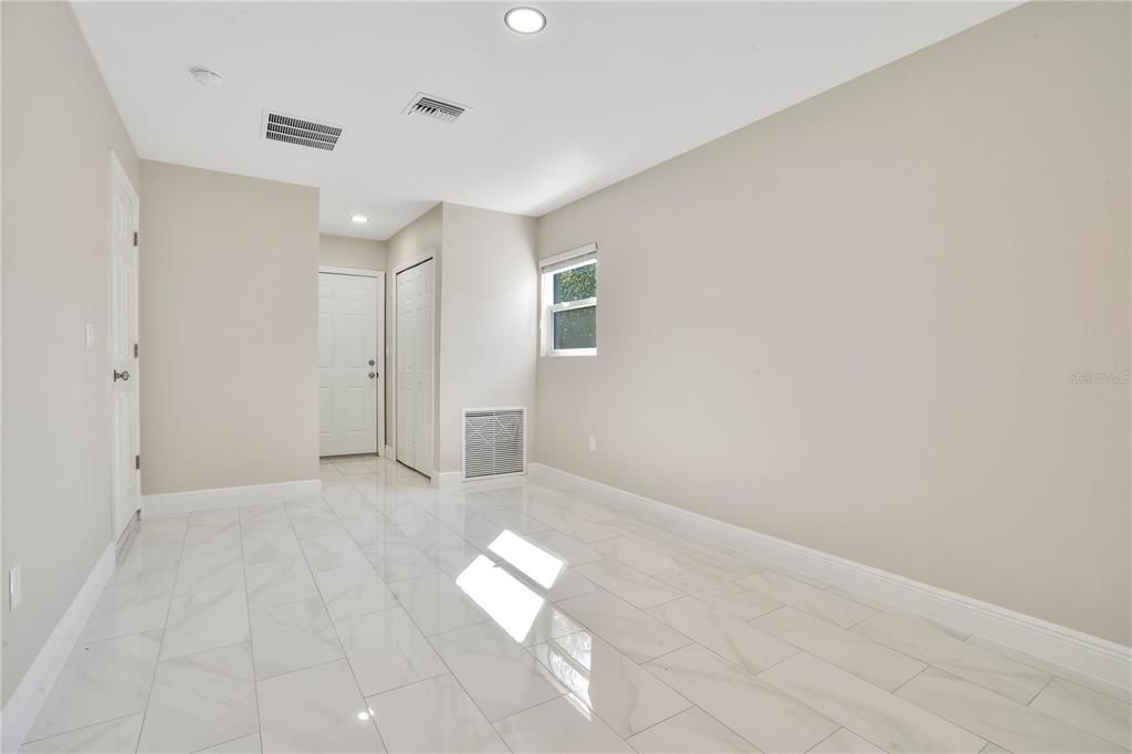 Active With Contract: $349,000 (4 beds, 1 baths, 1699 Square Feet)