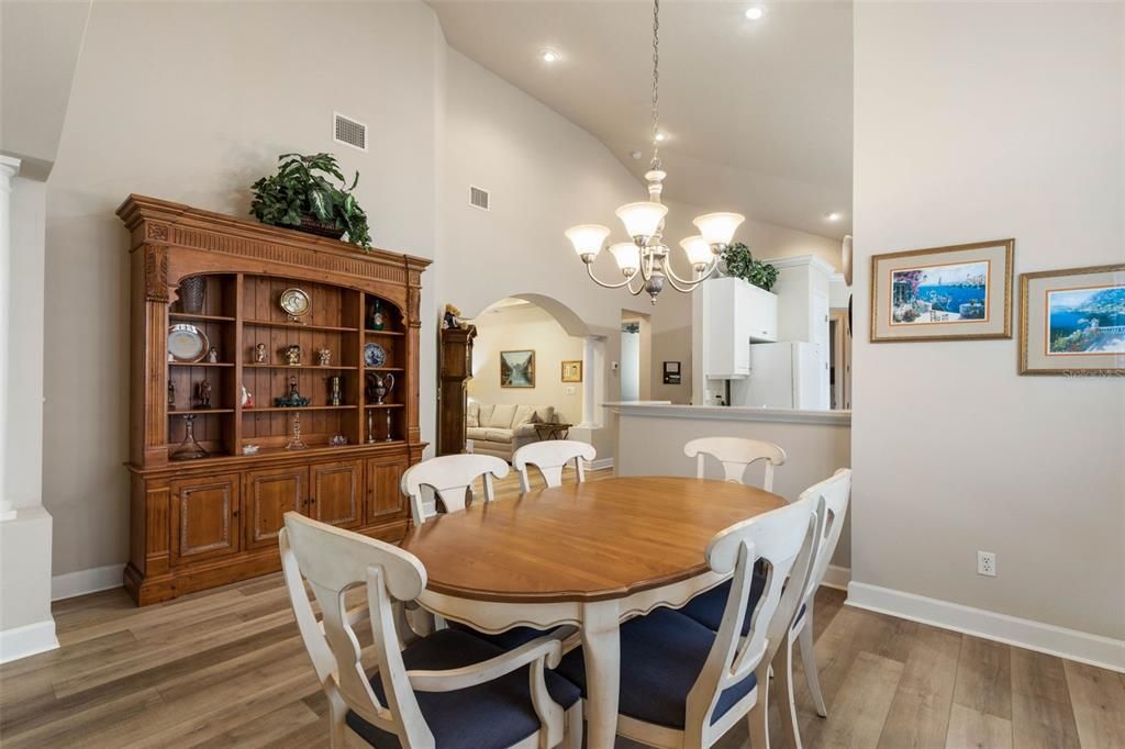 En Venta: $499,000 (2 camas, 2 baños, 1828 Pies cuadrados)
