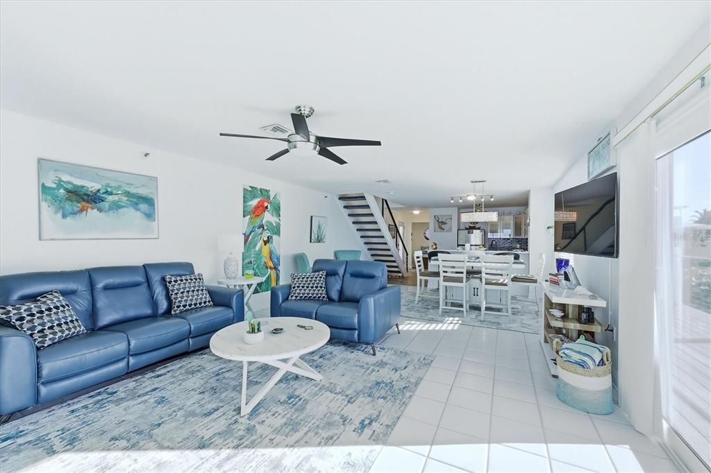 En Venta: $1,295,000 (2 camas, 2 baños, 1486 Pies cuadrados)