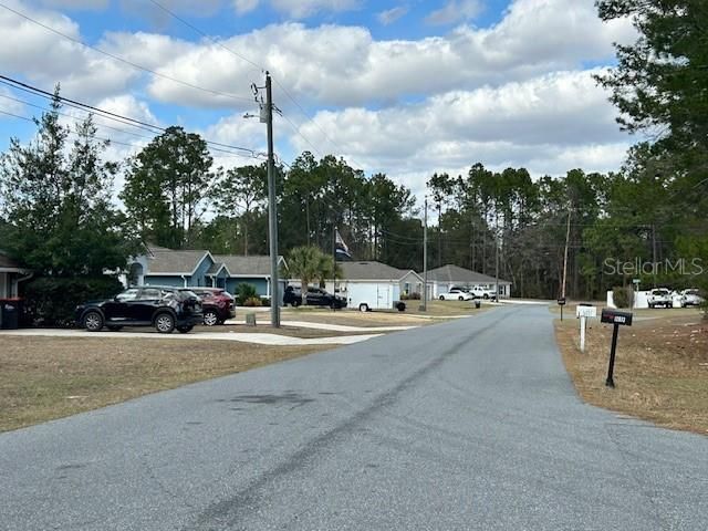 合同活跃: $50,000 (0.28 acres)