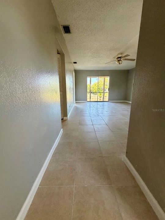 For Sale: $350,000 (4 beds, 0 baths, 1948 Square Feet)