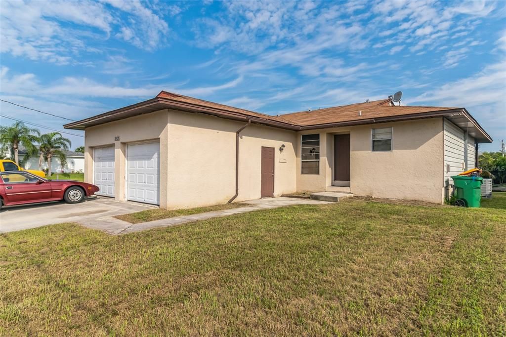 For Sale: $350,000 (4 beds, 0 baths, 1948 Square Feet)