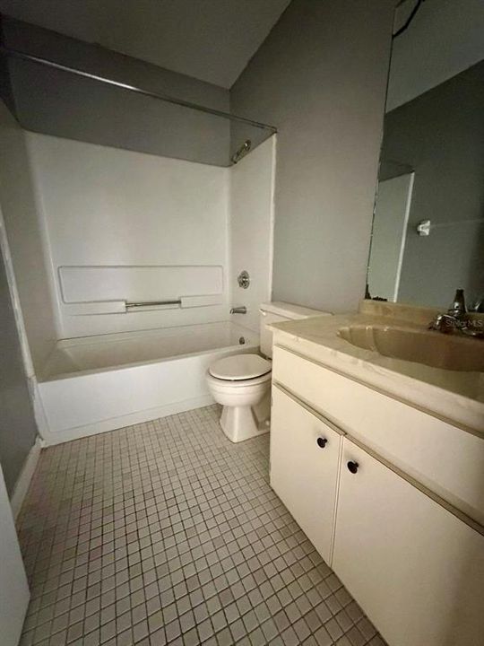 For Sale: $350,000 (4 beds, 0 baths, 1948 Square Feet)