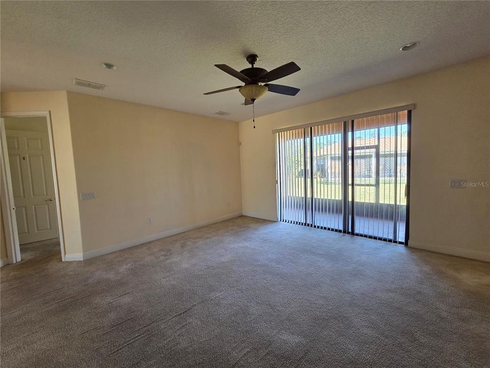 Active With Contract: $206,600 (2 beds, 2 baths, 1548 Square Feet)