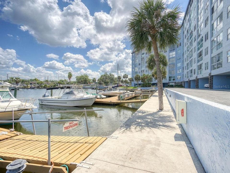 For Rent: $1,700 (2 beds, 2 baths, 1050 Square Feet)
