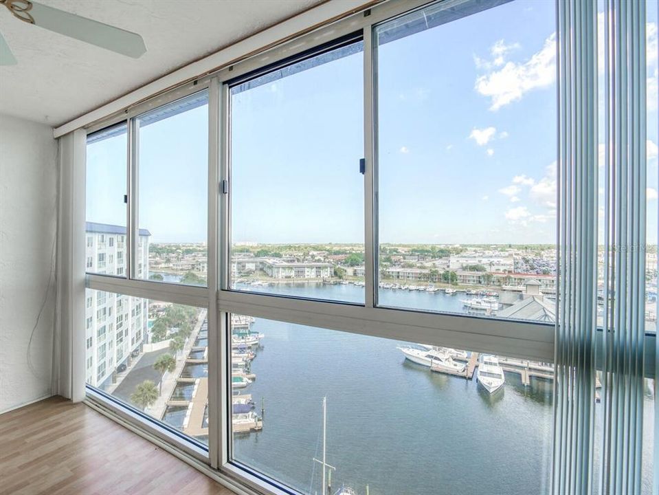 For Rent: $1,700 (2 beds, 2 baths, 1050 Square Feet)