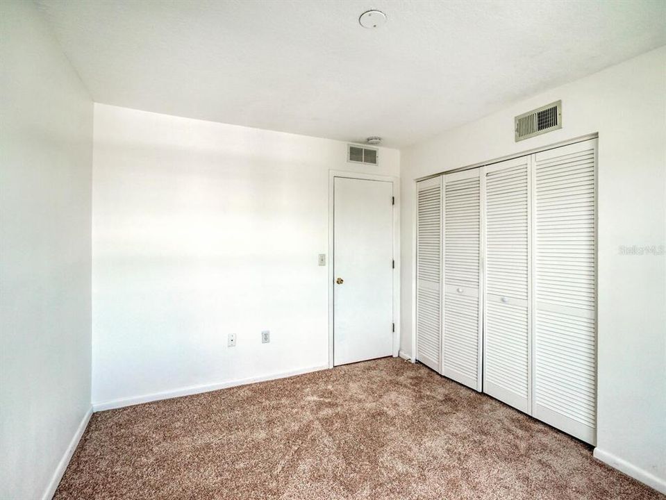 For Rent: $1,700 (2 beds, 2 baths, 1050 Square Feet)