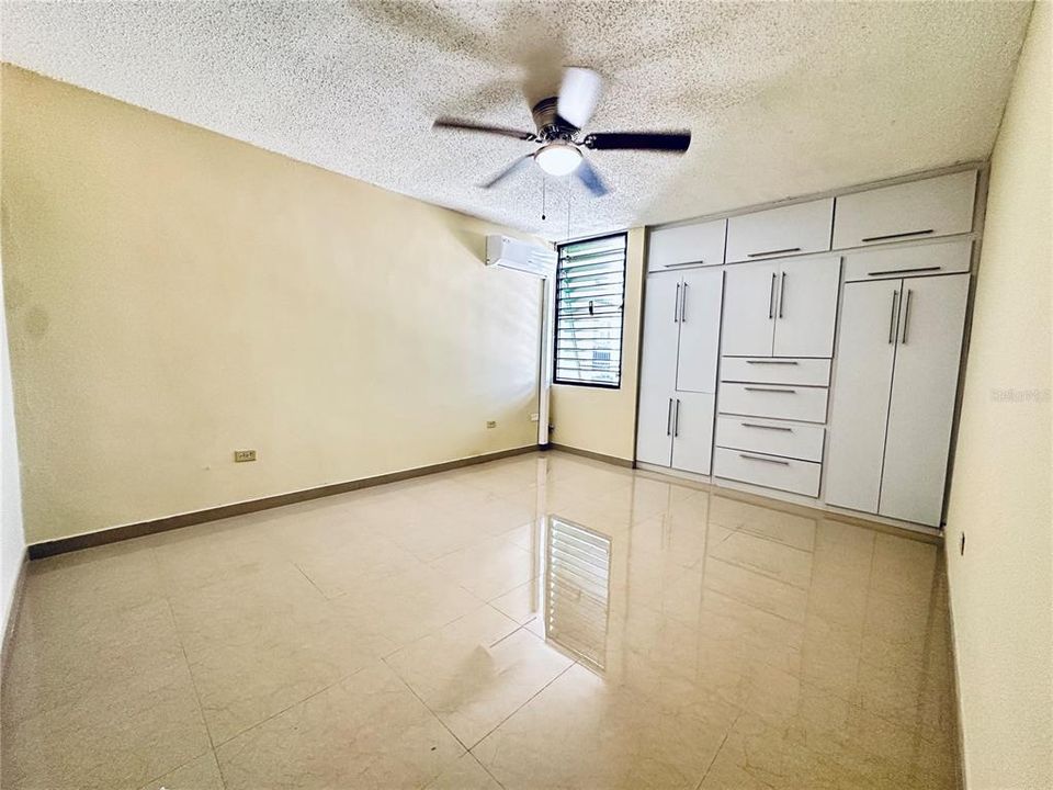 En Venta: $255,000 (3 camas, 2 baños, 1183 Pies cuadrados)