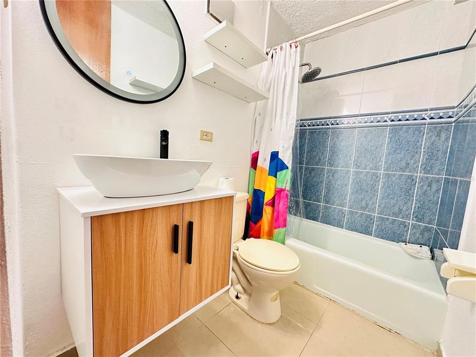 En Venta: $255,000 (3 camas, 2 baños, 1183 Pies cuadrados)