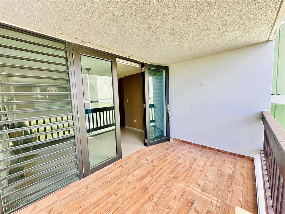 En Venta: $255,000 (3 camas, 2 baños, 1183 Pies cuadrados)