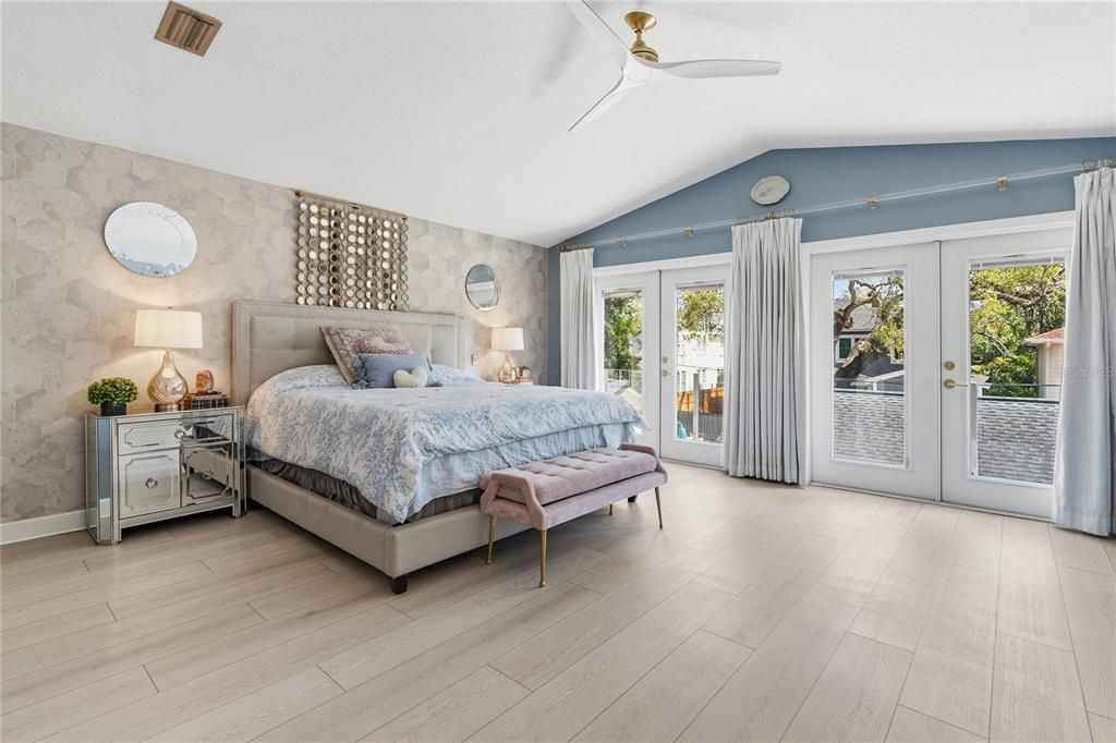 For Rent: $15,000 (4 beds, 3 baths, 3207 Square Feet)