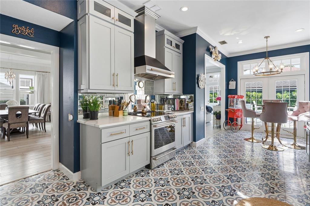 For Rent: $15,000 (4 beds, 3 baths, 3207 Square Feet)