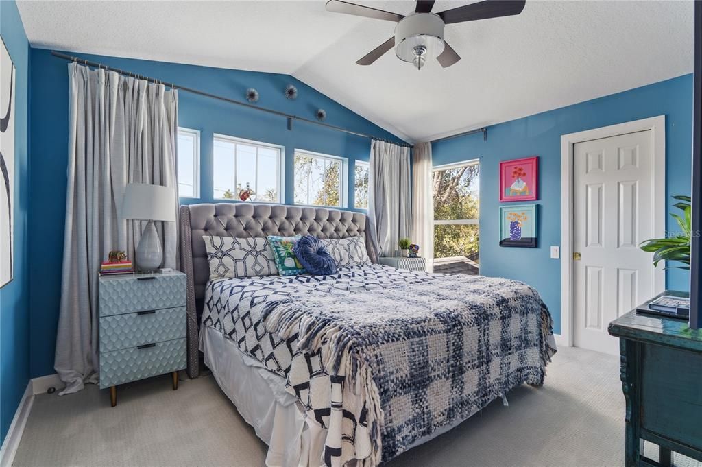 For Rent: $15,000 (4 beds, 3 baths, 3207 Square Feet)
