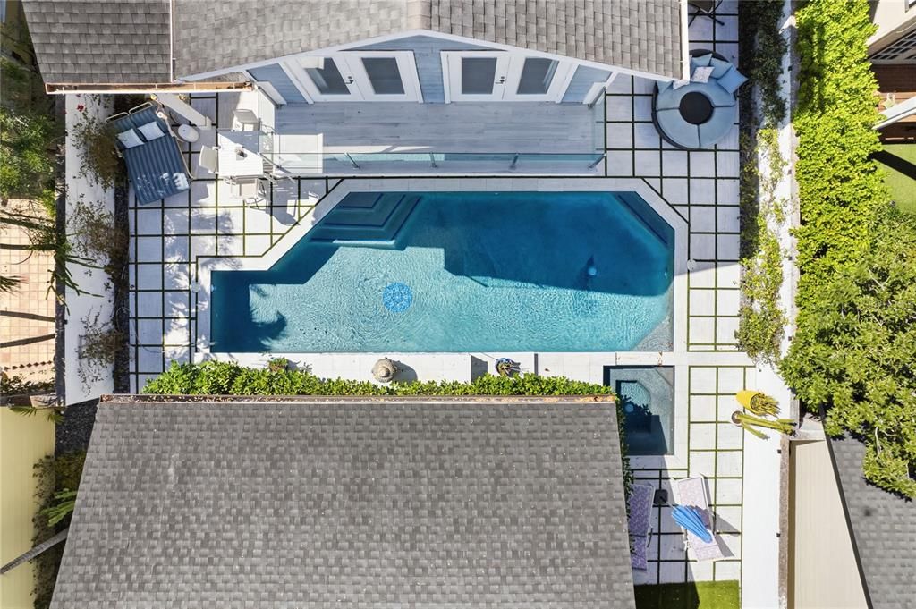 For Rent: $15,000 (4 beds, 3 baths, 3207 Square Feet)