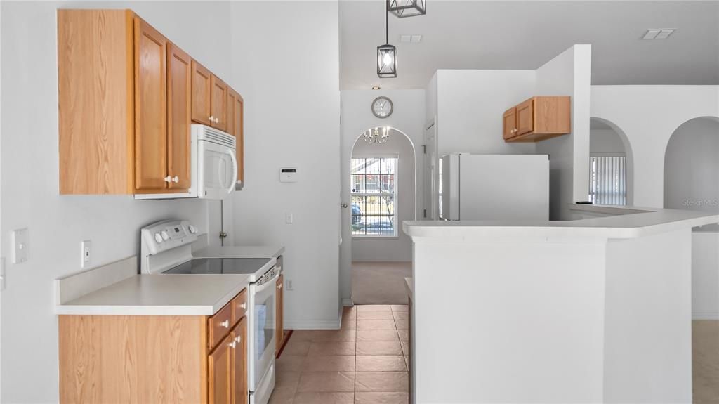 En Venta: $310,000 (4 camas, 2 baños, 1809 Pies cuadrados)