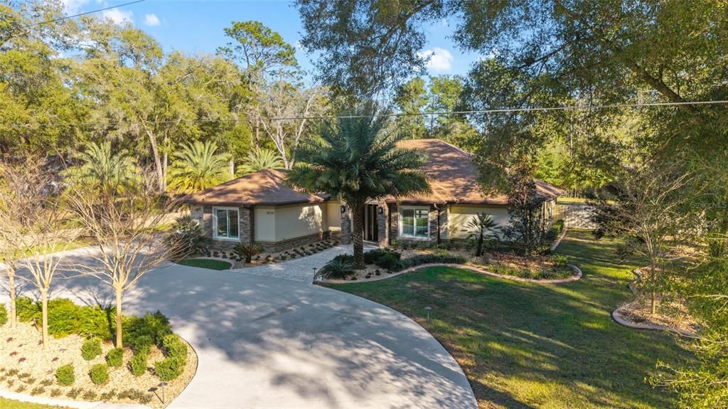 En Venta: $1,599,999 (4 camas, 3 baños, 2790 Pies cuadrados)