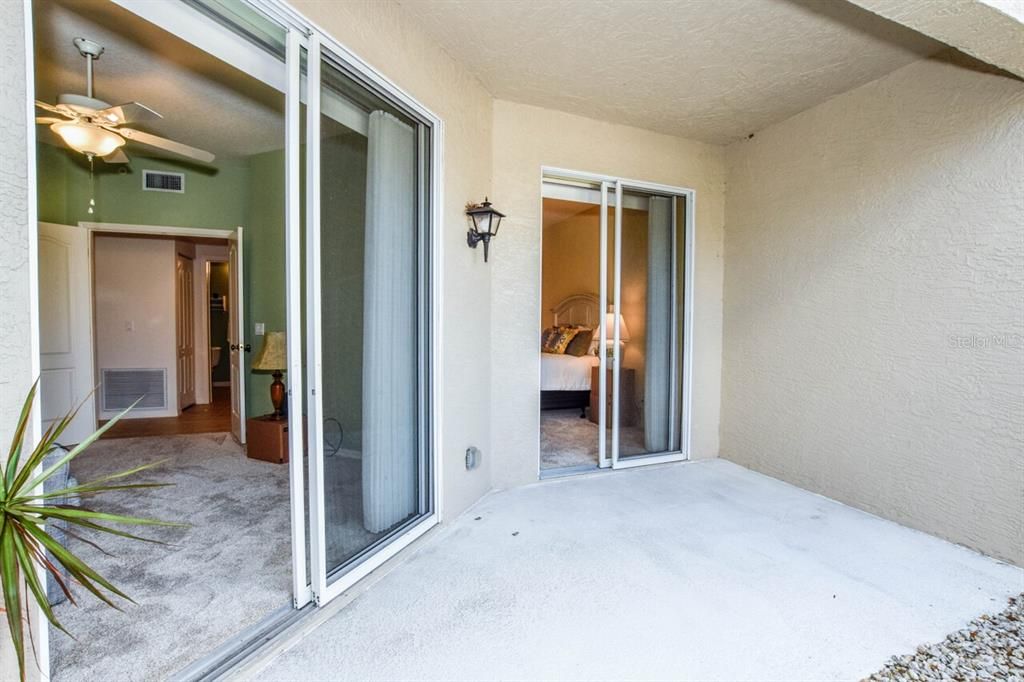 Activo con contrato: $295,000 (2 camas, 2 baños, 1800 Pies cuadrados)