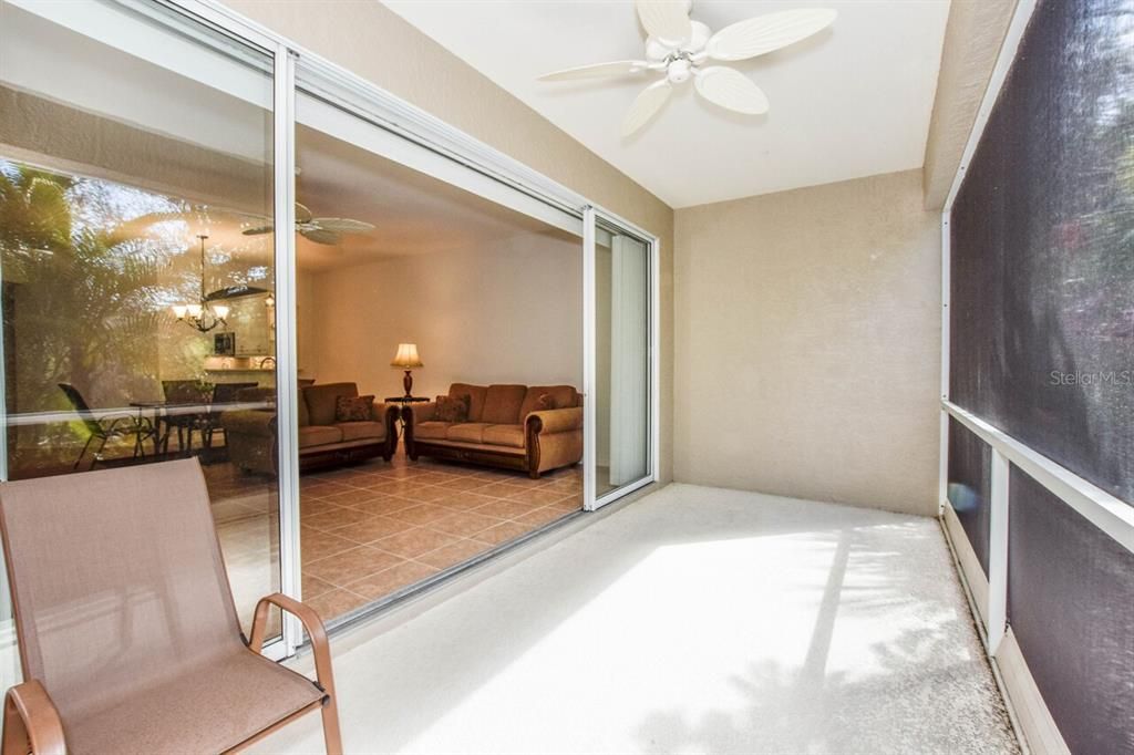 Activo con contrato: $295,000 (2 camas, 2 baños, 1800 Pies cuadrados)
