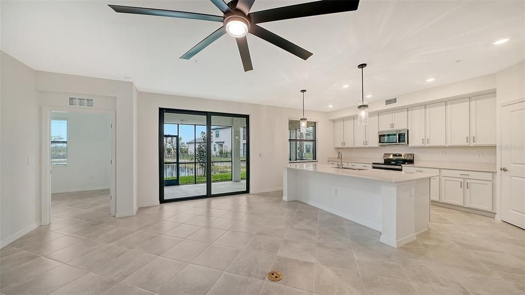 For Sale: $370,000 (3 beds, 2 baths, 1741 Square Feet)
